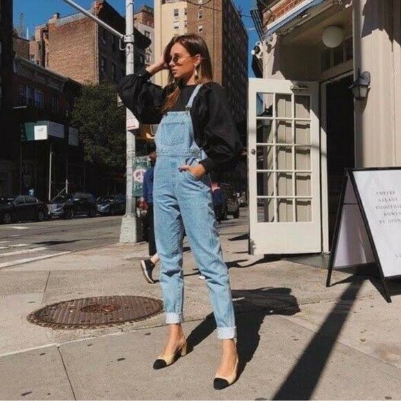 WeWoreWhat Basic Overalls Light Wash Denim M - Picture 2 of 11